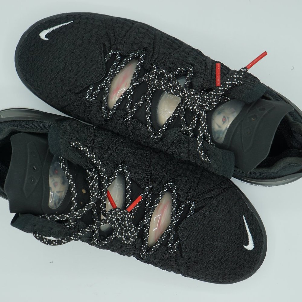 Nike LeBron XVIII  [CQ9283-001]